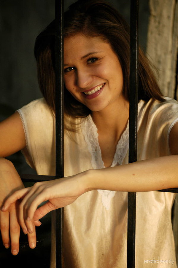 Регинка, 24 года, 2 размер груди